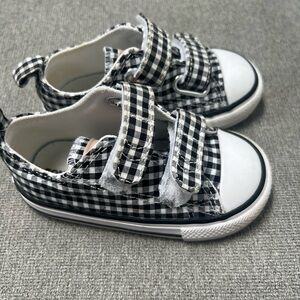 Toddler converse sneakers